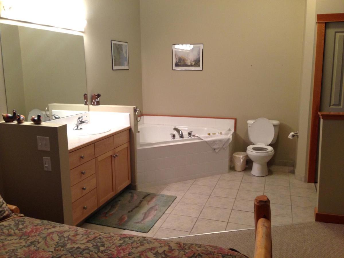 Apartment 405 Bear Creek Crossing Canmore Esterno foto